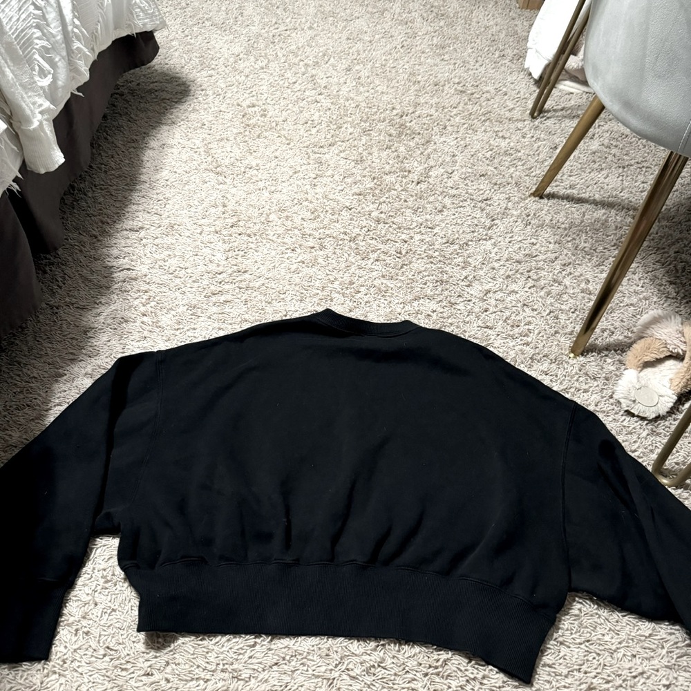 Nike cropped sweatshirt